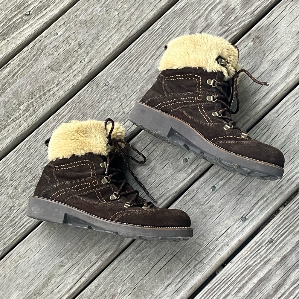 Kalso Earth Urban Beaver ankle boot